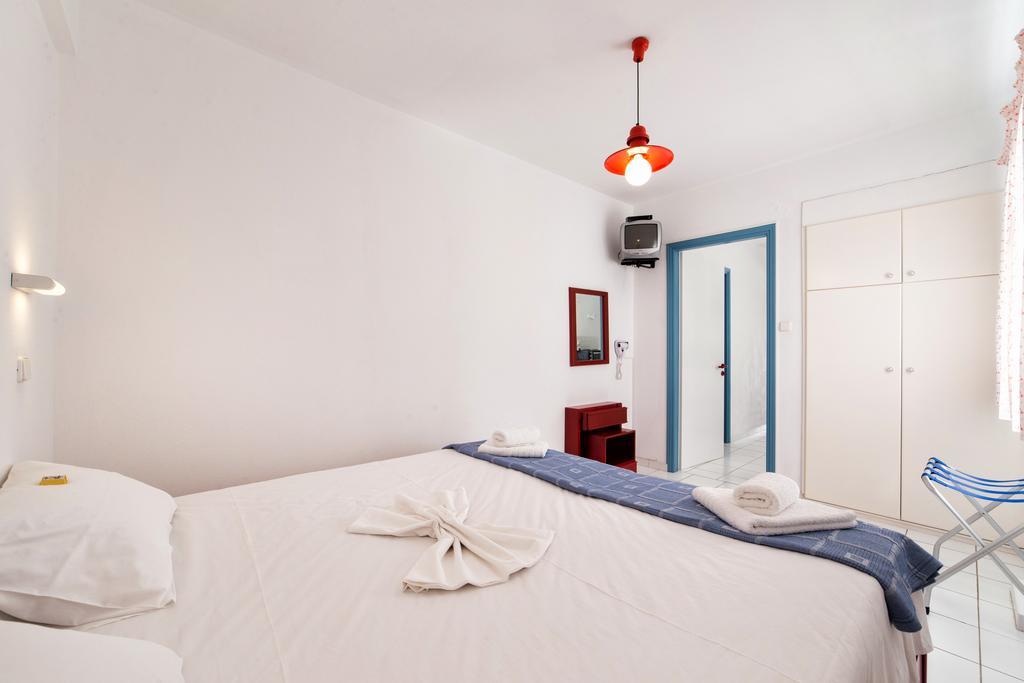 Fivos Apartments Alikí Dış mekan fotoğraf